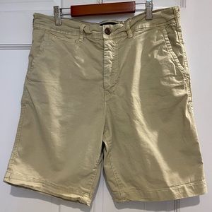 American Eagle men’s shorts , Next Level Flex , classic size 33 tan